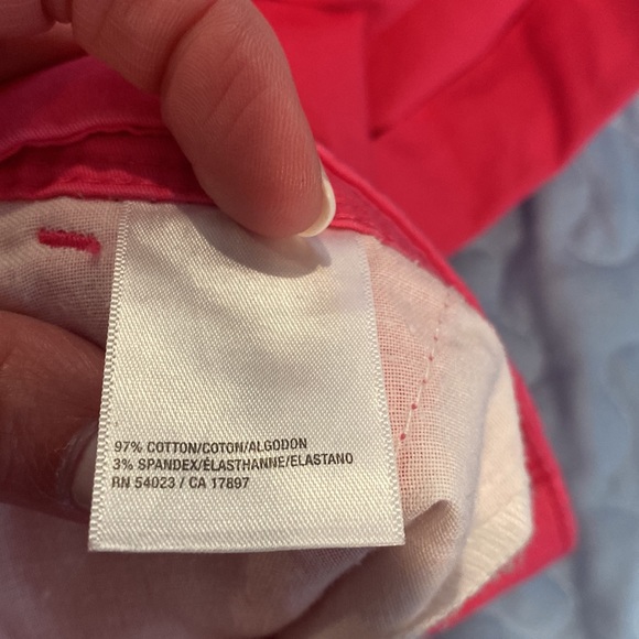 Old Navy hot pink size 10 shorts - Picture 3 of 9